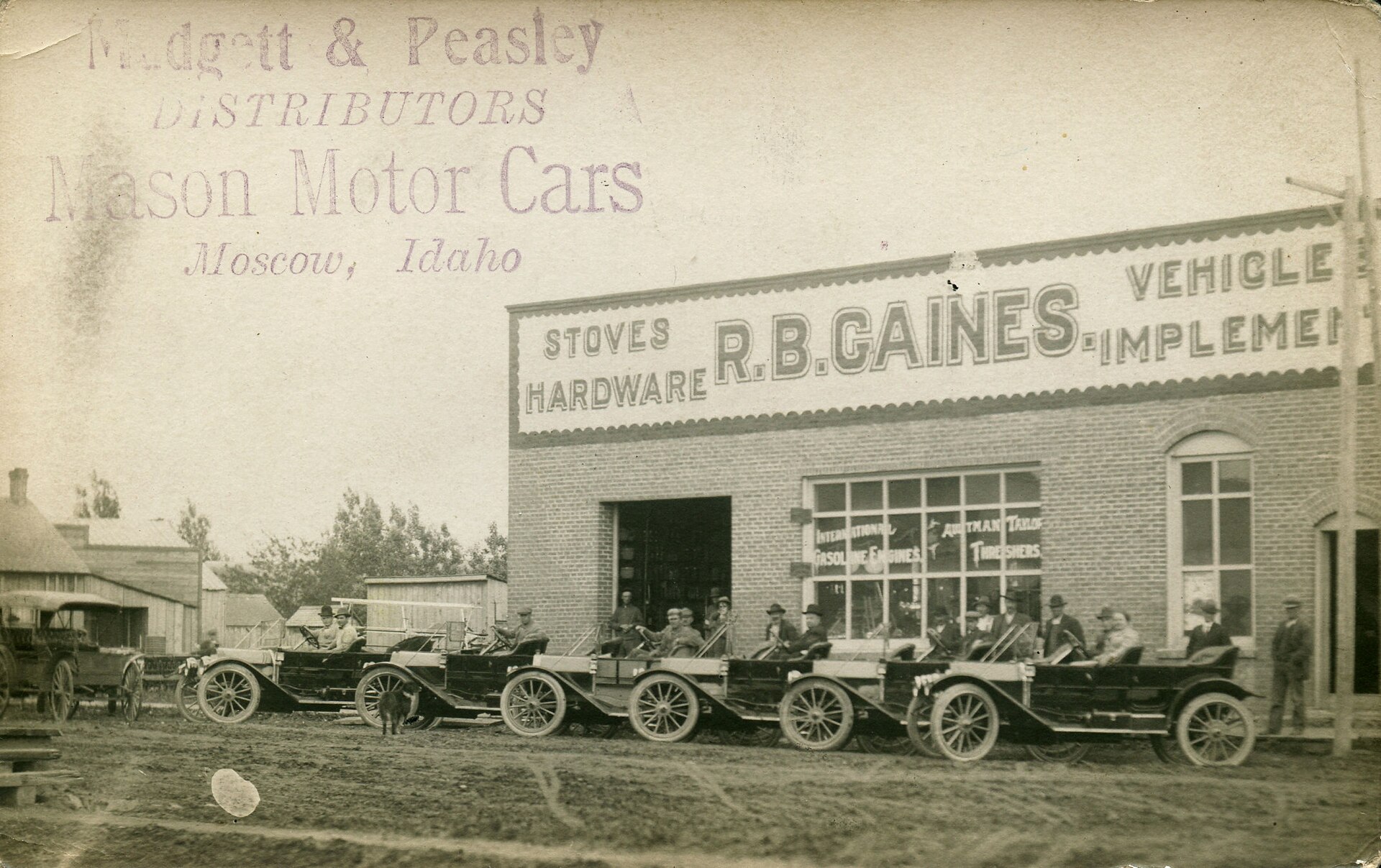 R. B. Gaines and Mason Motor Cars, St. John, Washington, 1908 — original card photograph